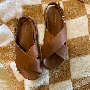 Alohas Marshmallow Sandals